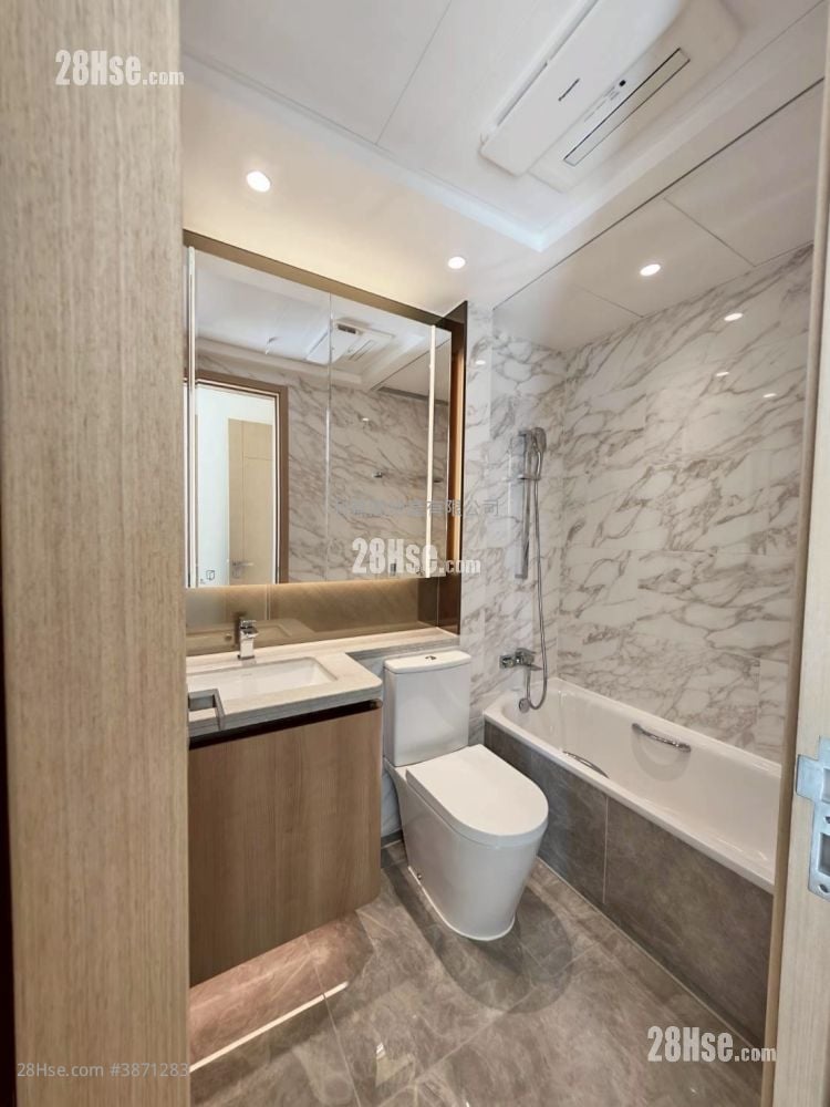 Grand Mayfair  Sell 3 Bedrooms 767 ft²
