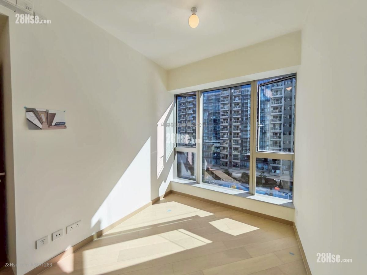 Grand Mayfair  Sell 3 Bedrooms 767 ft²