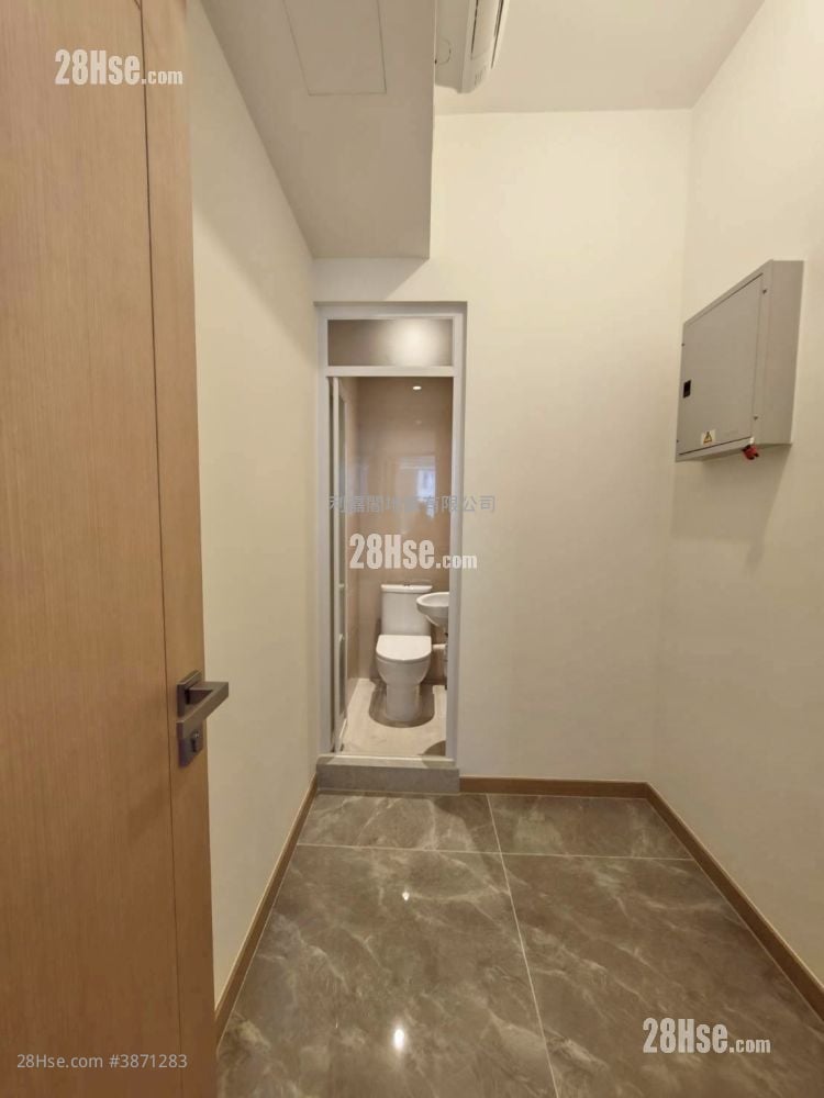 Grand Mayfair  Sell 3 Bedrooms 767 ft²