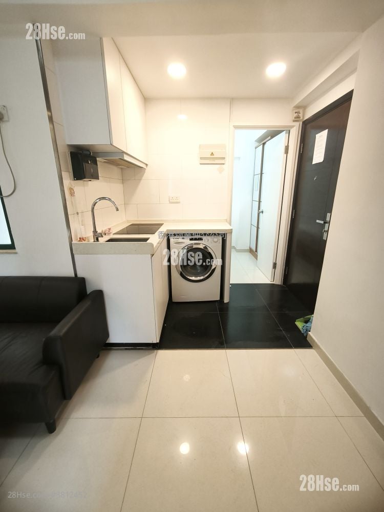 City Mansion Rental 3 Bedrooms , 1 Bathroom 351 ft²