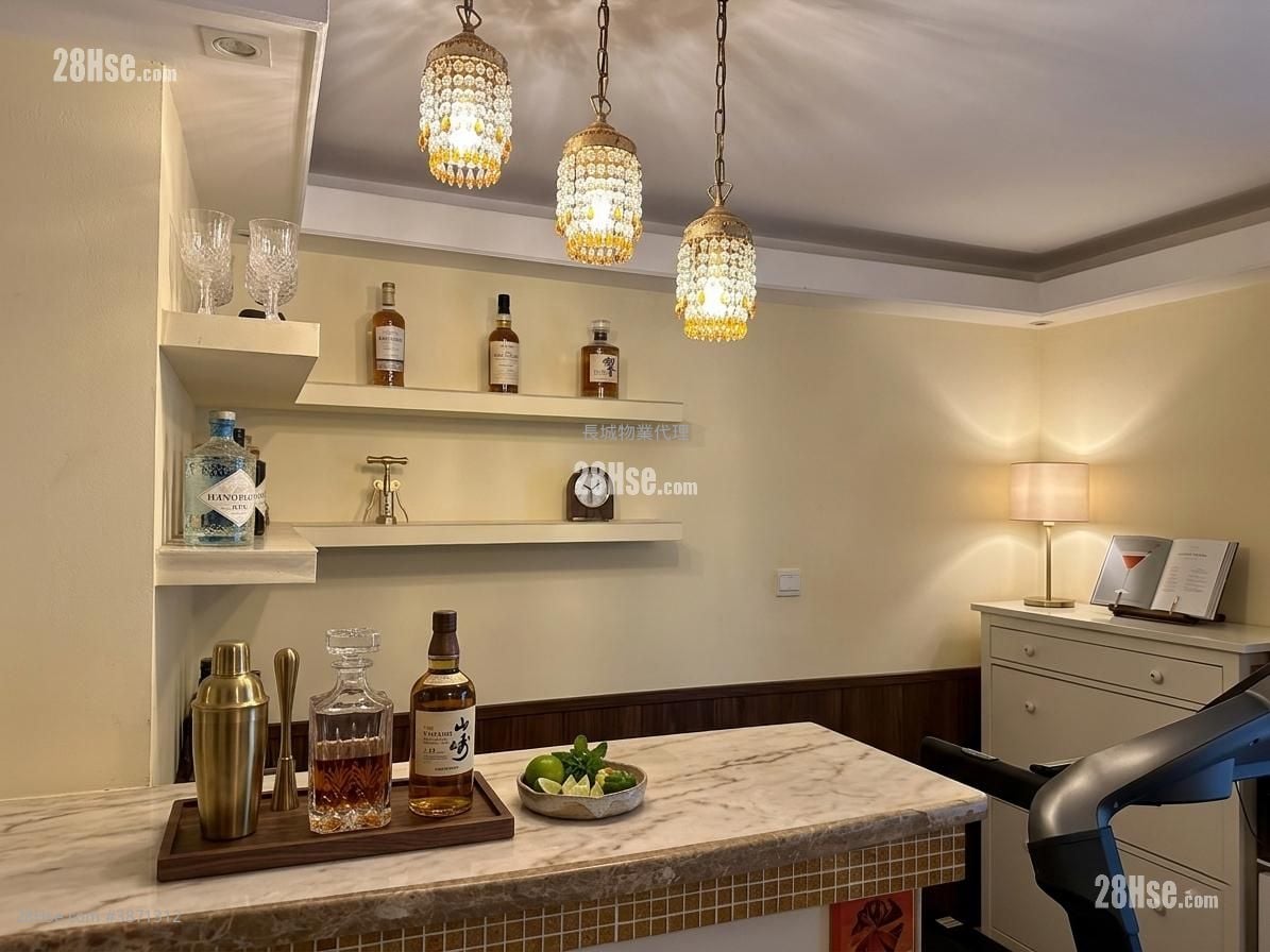 Tai Po Village House Sell 4 Bedrooms , 4 Bathrooms