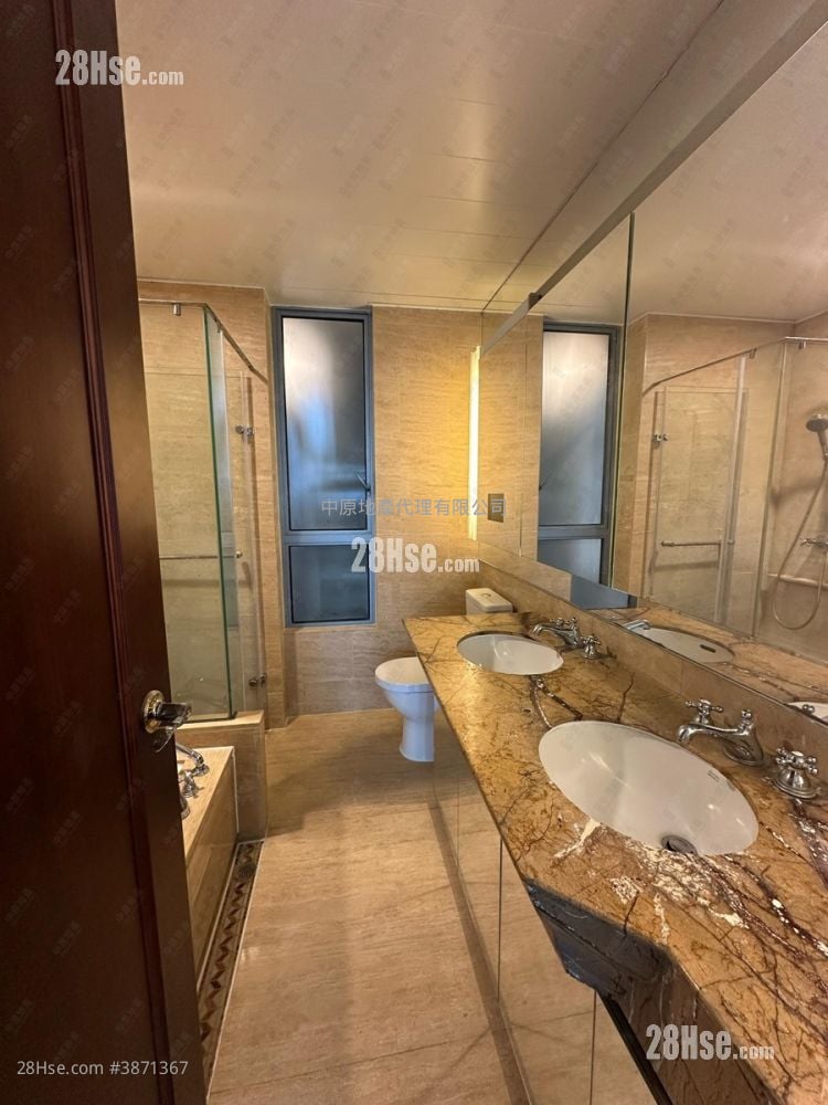 The Palazzo Sell 4 Bedrooms , 4 Bathrooms 1,444 ft²