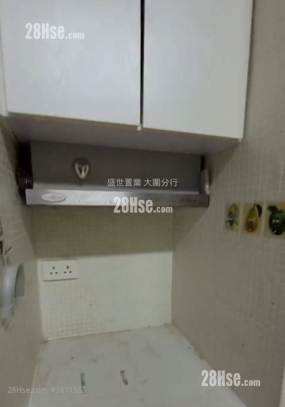 唐楼 租盘 120 平方尺