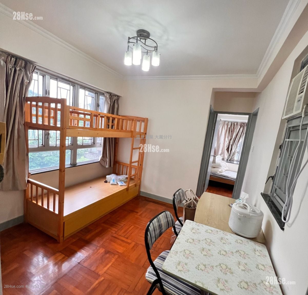 Grandeur Garden Rental 2 Bedrooms , 1 Bathroom 314 ft²
