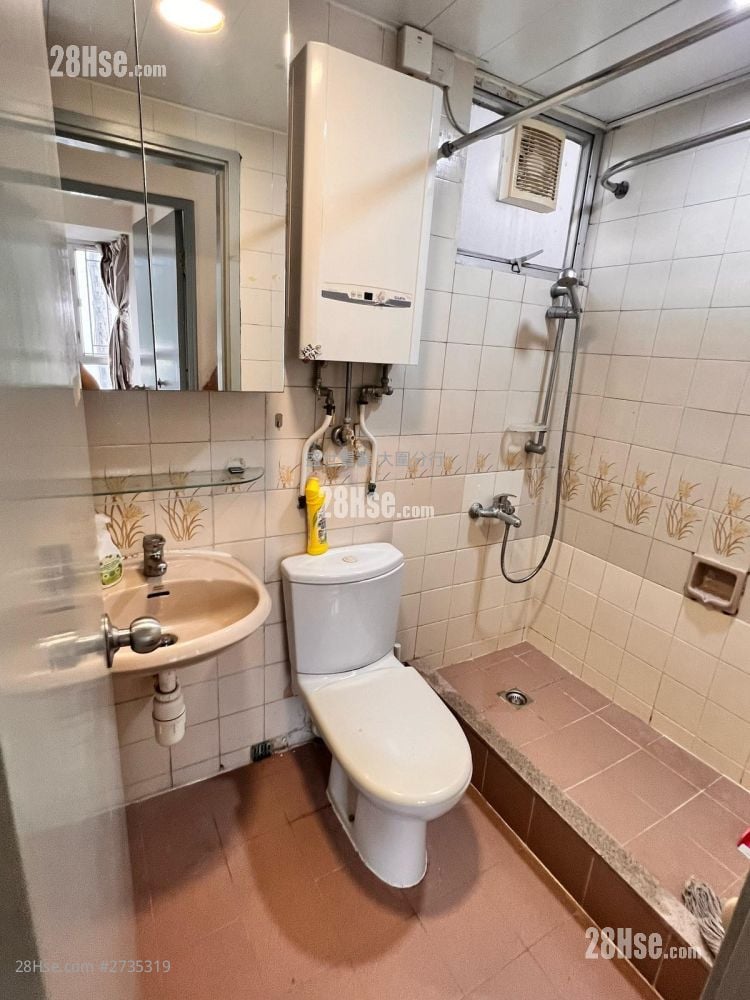 Grandeur Garden Rental 2 Bedrooms , 1 Bathroom 314 ft²