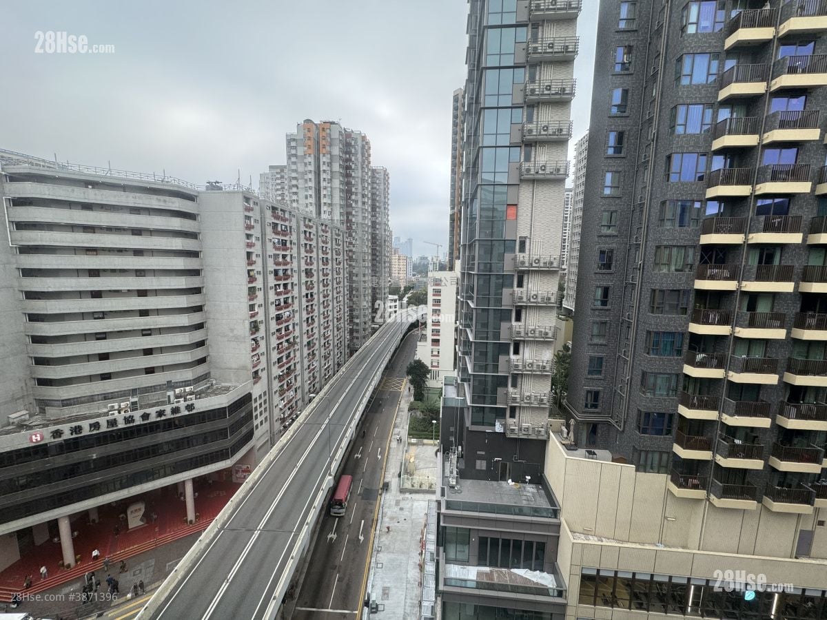 隆基大楼 售盘 2 房 , 1 浴室 418 平方尺