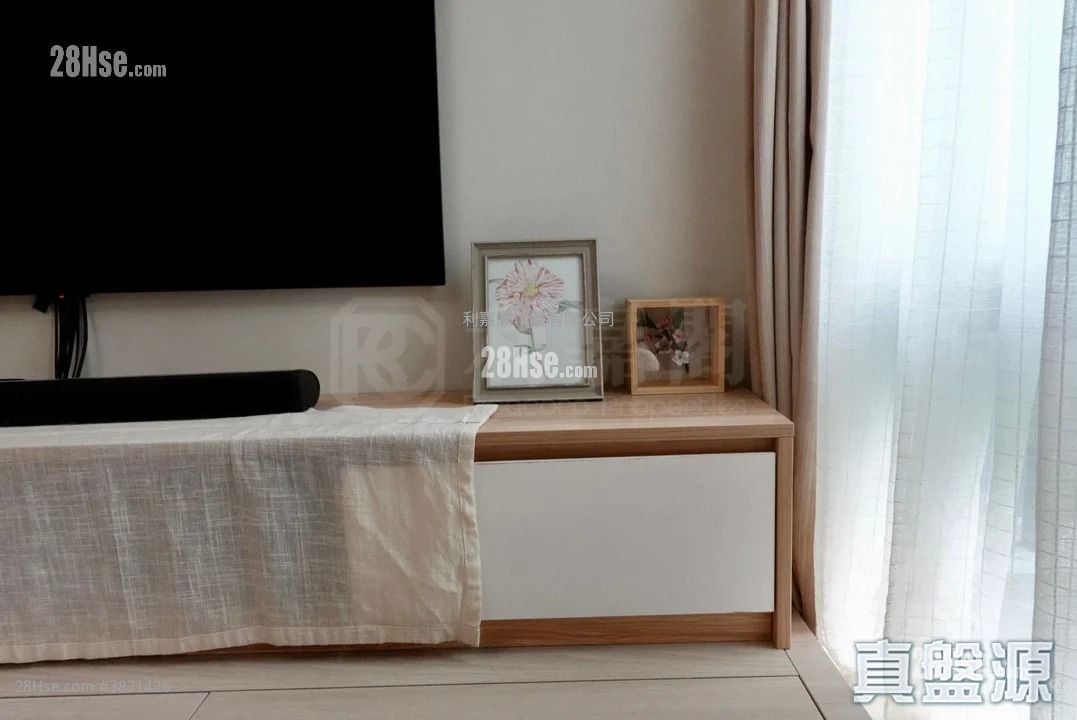 The Regent Sell 1 Bedroom 373 ft²