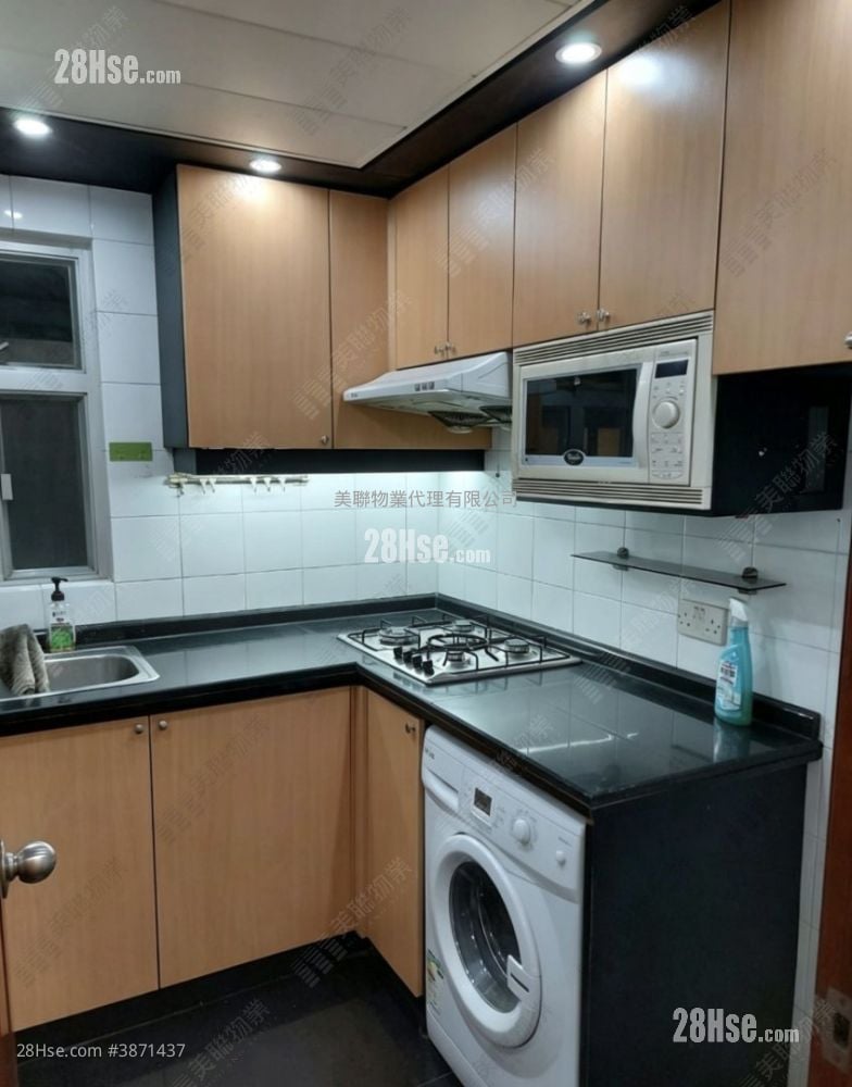 Metro City Sell 3 Bedrooms , 2 Bathrooms 526 ft²