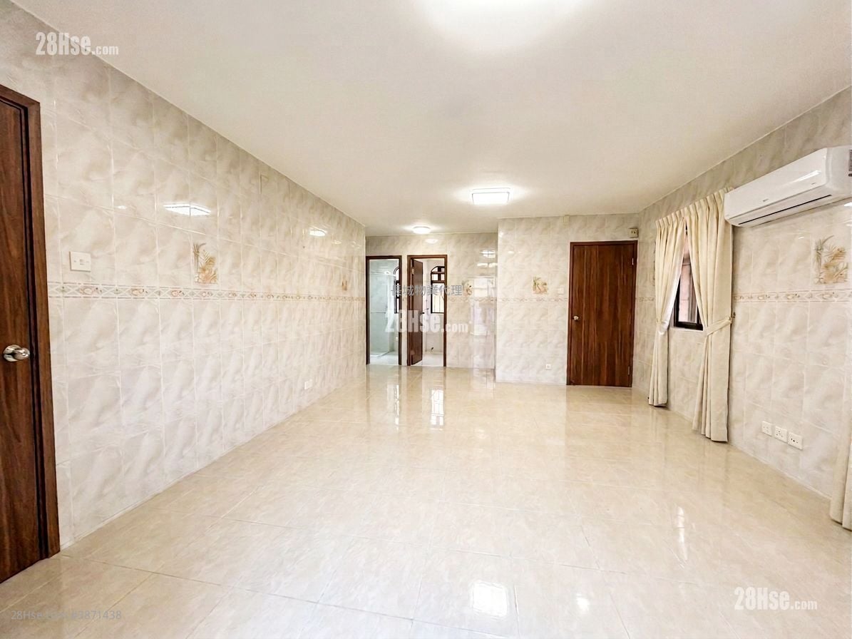 Tai Po Village House Sell 3 Bedrooms , 1 Bathroom