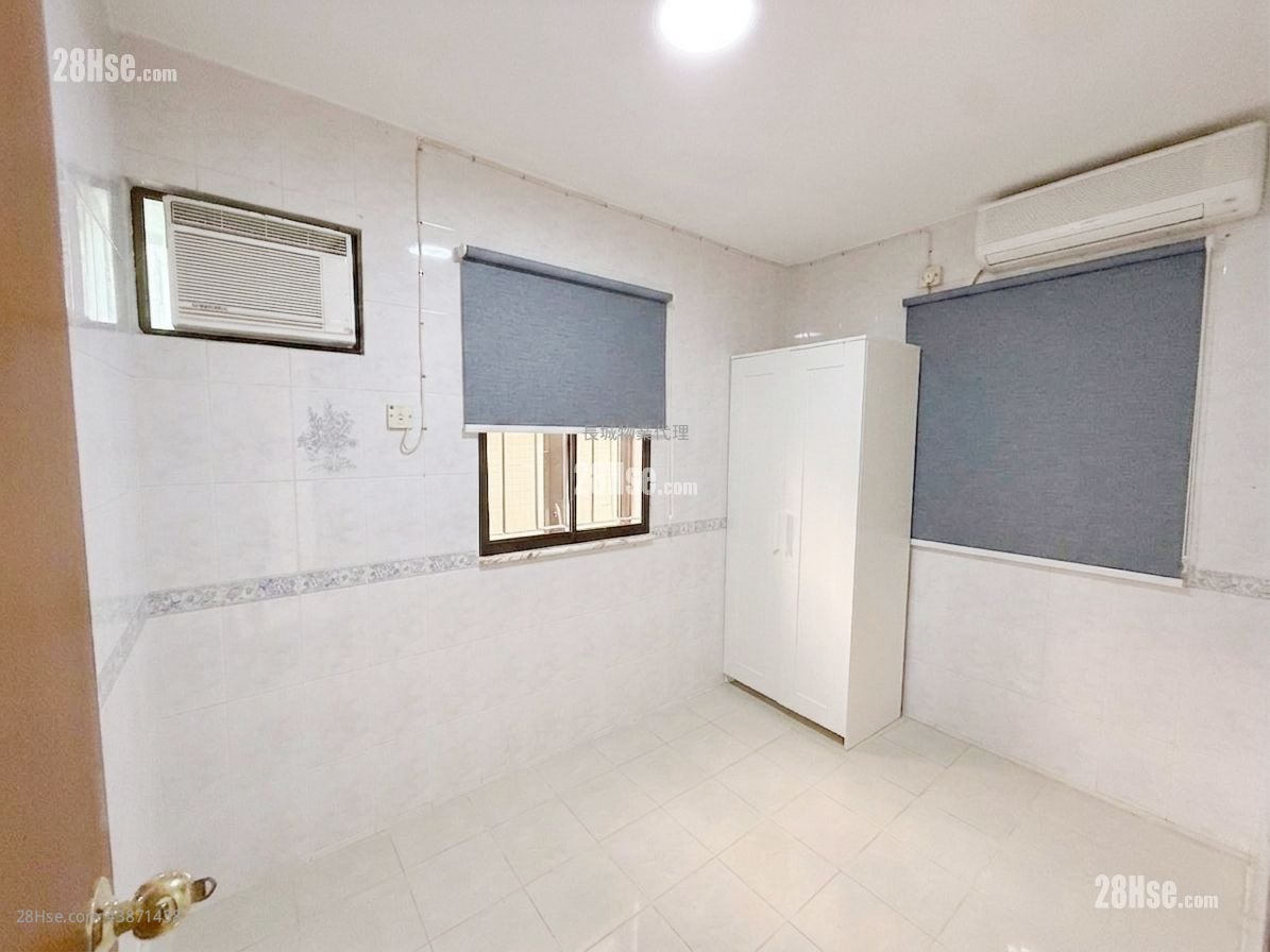 Tai Po Village House Sell 3 Bedrooms , 1 Bathroom
