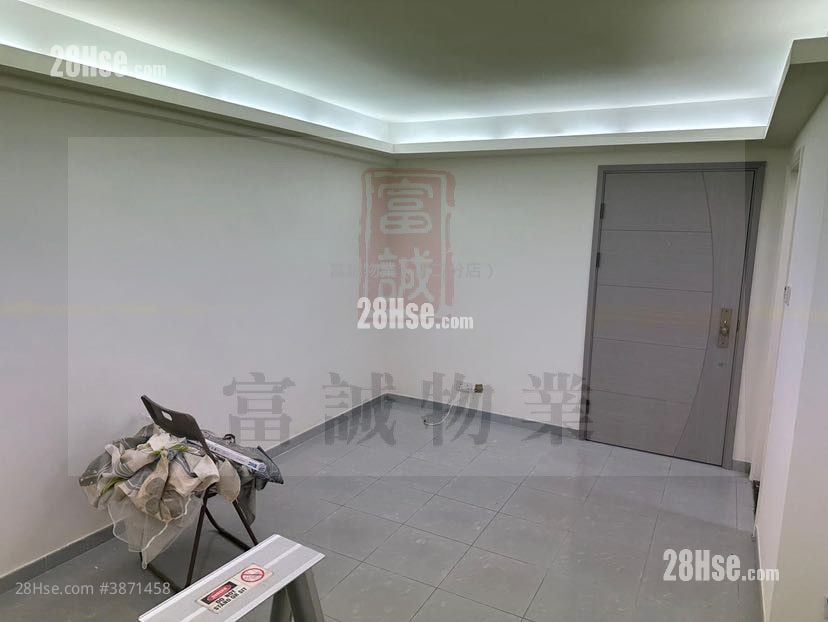 Yau Tong Centre Rental 2 Bedrooms , 1 Bathroom 432 ft²