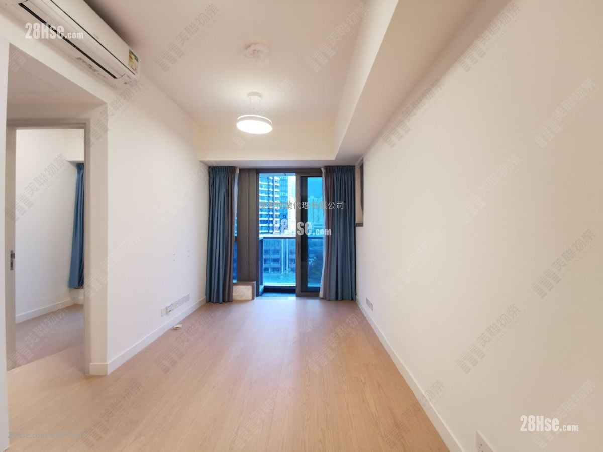 Monaco Rental 2 Bedrooms , 1 Bathroom 446 ft²