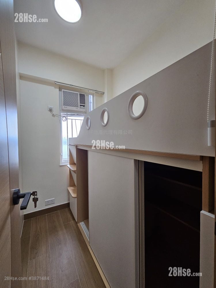 Wai Sun Building Rental 2 Bedrooms , 1 Bathroom 271 ft²