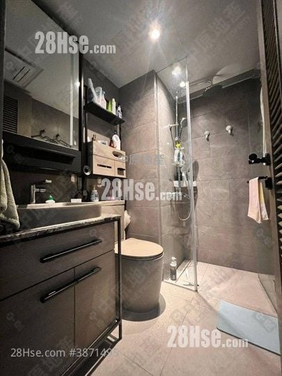 Atrium House Sell Studio 231 ft²