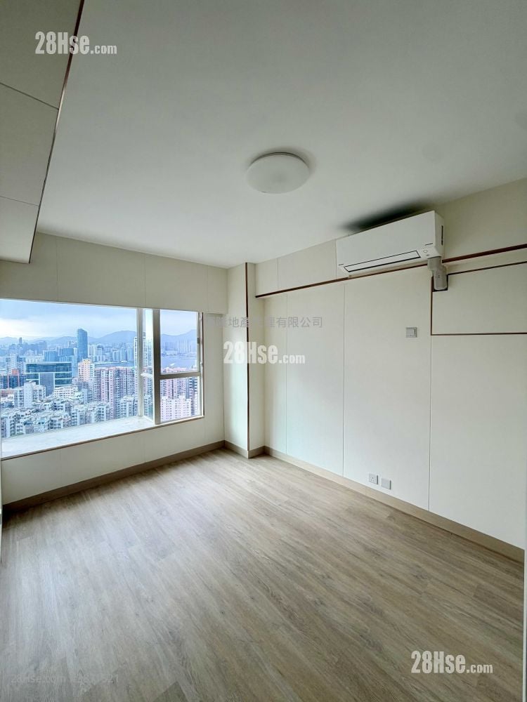 Pacific Palisades Rental 3 Bedrooms , 2 Bathrooms 843 ft²