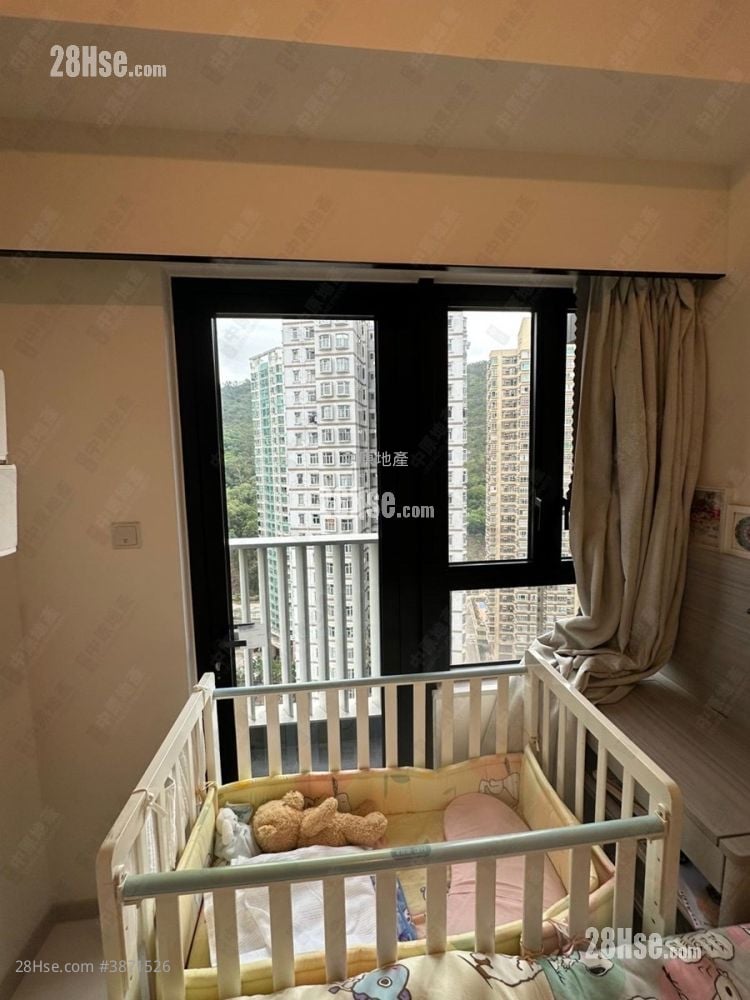 Mount Regency Rental 412 ft²