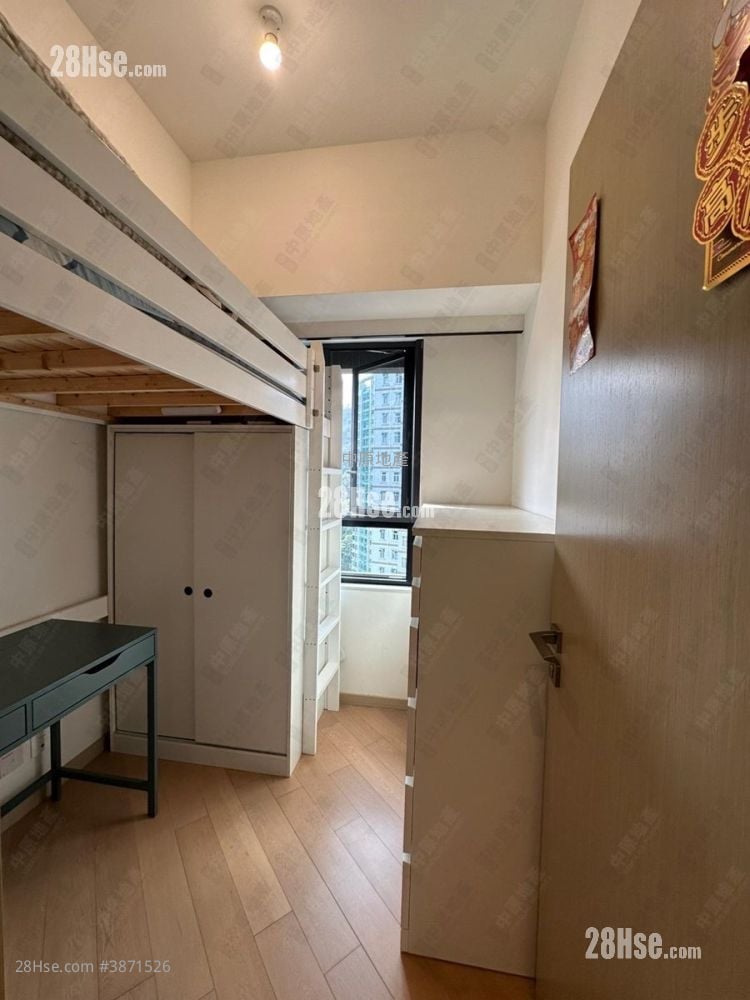 Mount Regency Rental 412 ft²