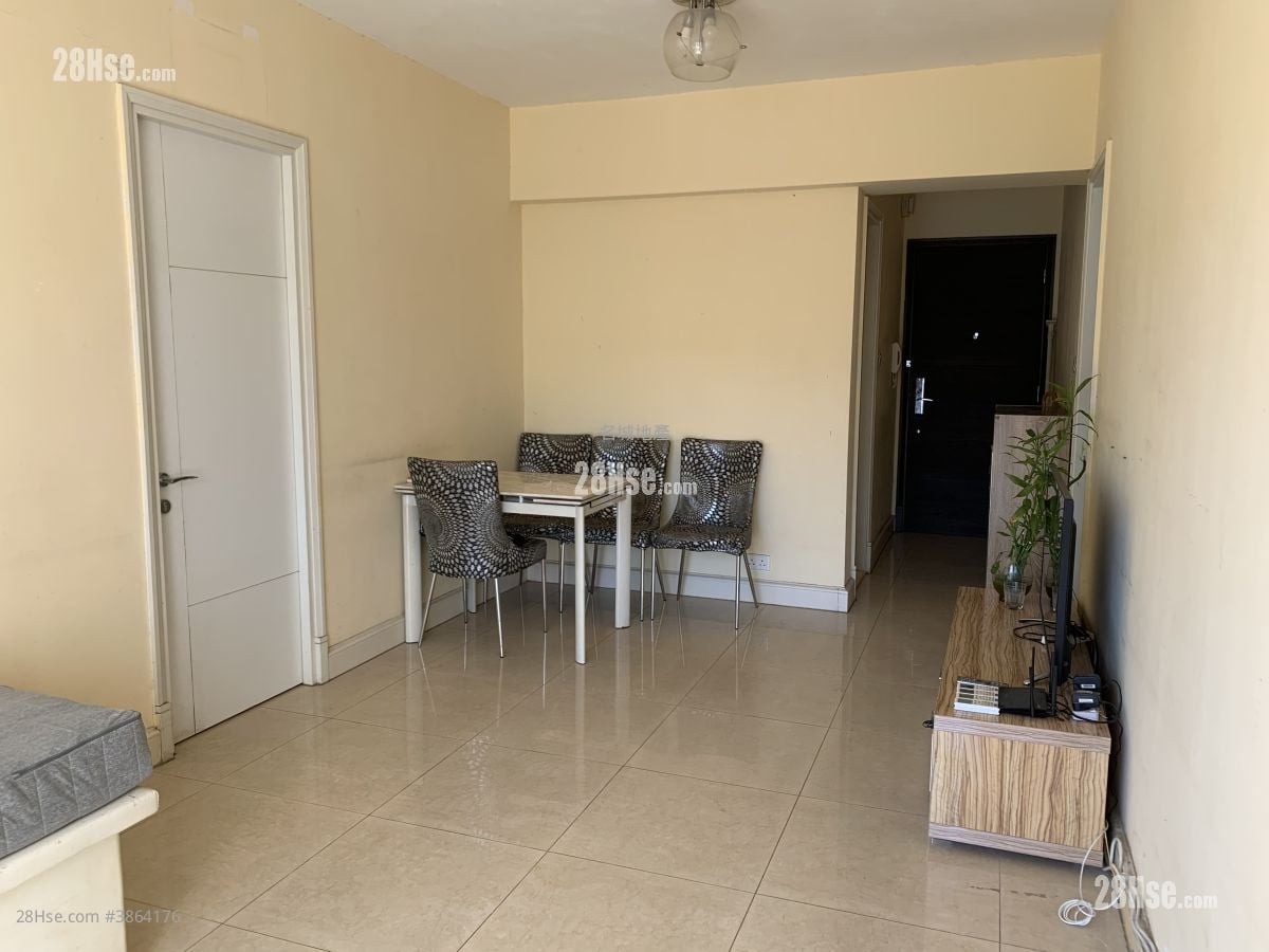 Festival City Sell 3 Bedrooms , 2 Bathrooms 678 ft²