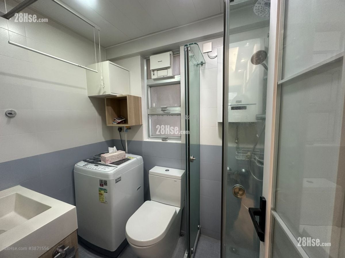Apartments Sell 1 Bedroom , 1 Bathroom 318 ft²