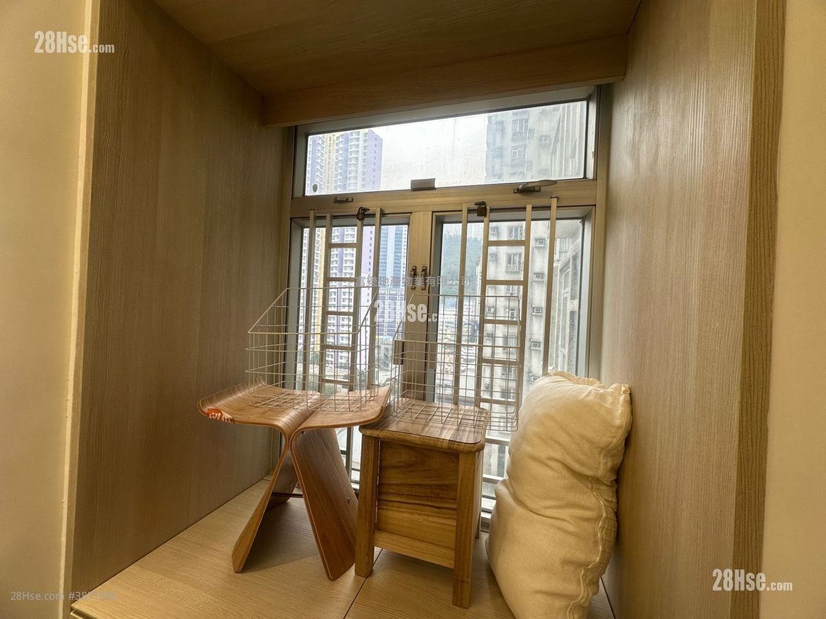 Apartments Sell 1 Bedroom , 1 Bathroom 318 ft²