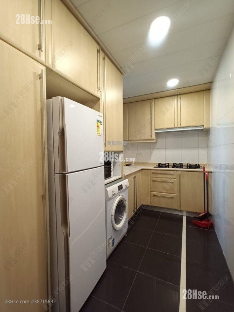 The Belcher's Sell 2 Bedrooms , 1 Bathroom 667 ft²