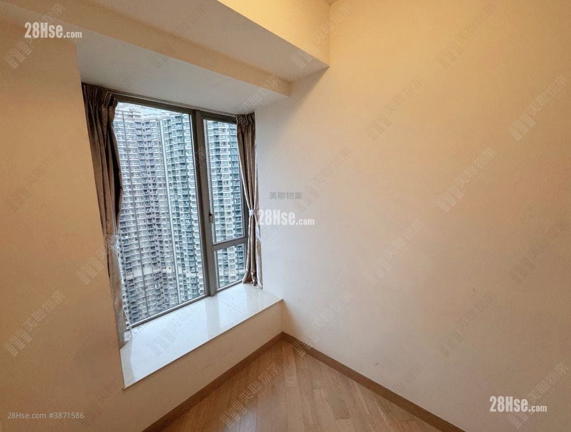The Wings Sell 2 Bedrooms , 1 Bathroom 538 ft²