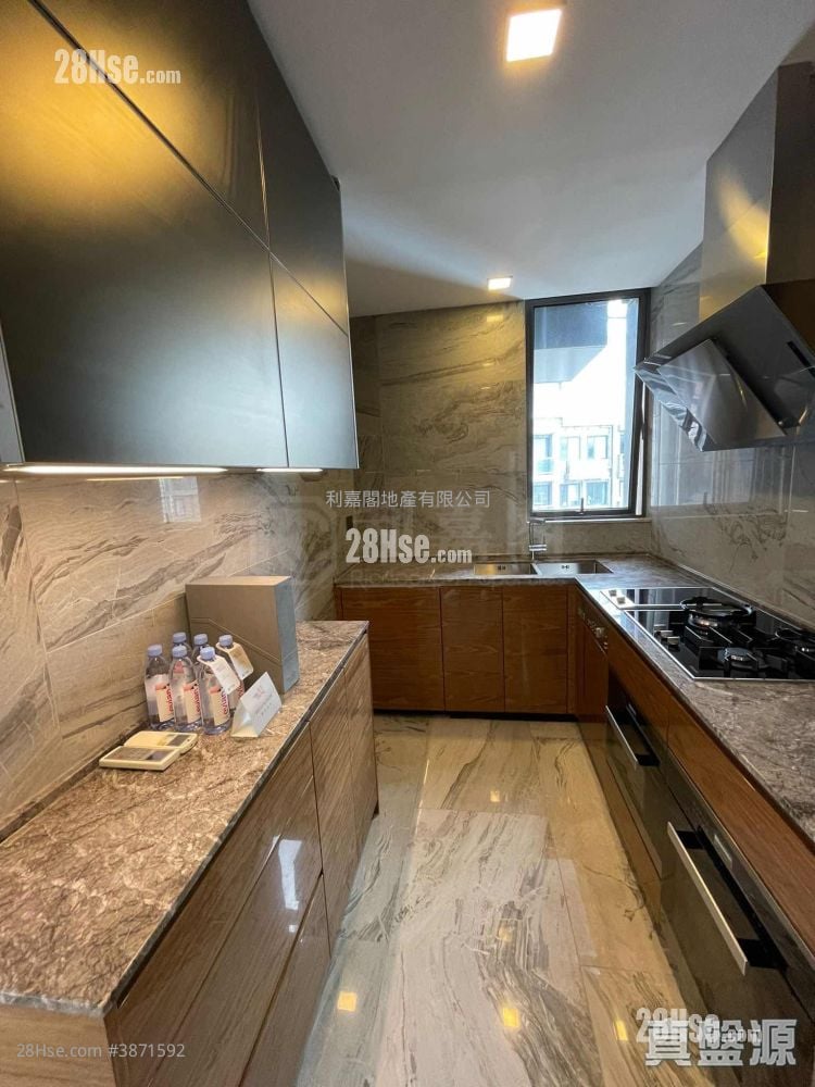 Vibe Centro Rental 4 Bedrooms , 2 Bathrooms 1,010 ft²