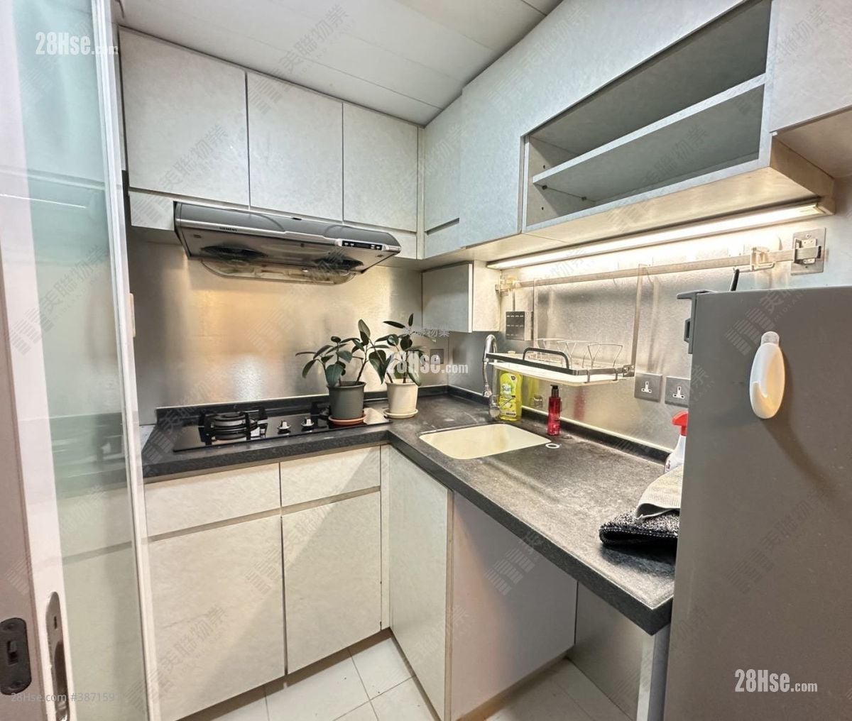 Shatin Centre Rental 310 ft²
