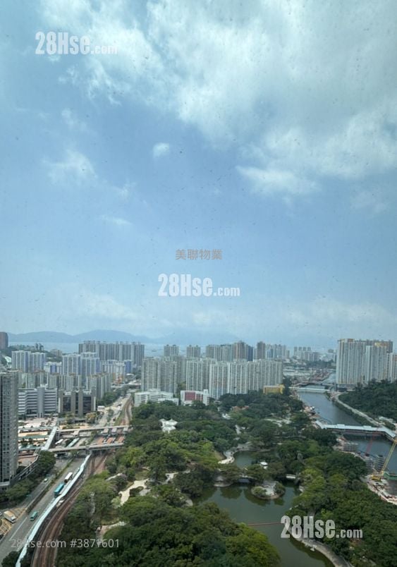 Century Gateway Rental 3 Bedrooms , 2 Bathrooms 720 ft²