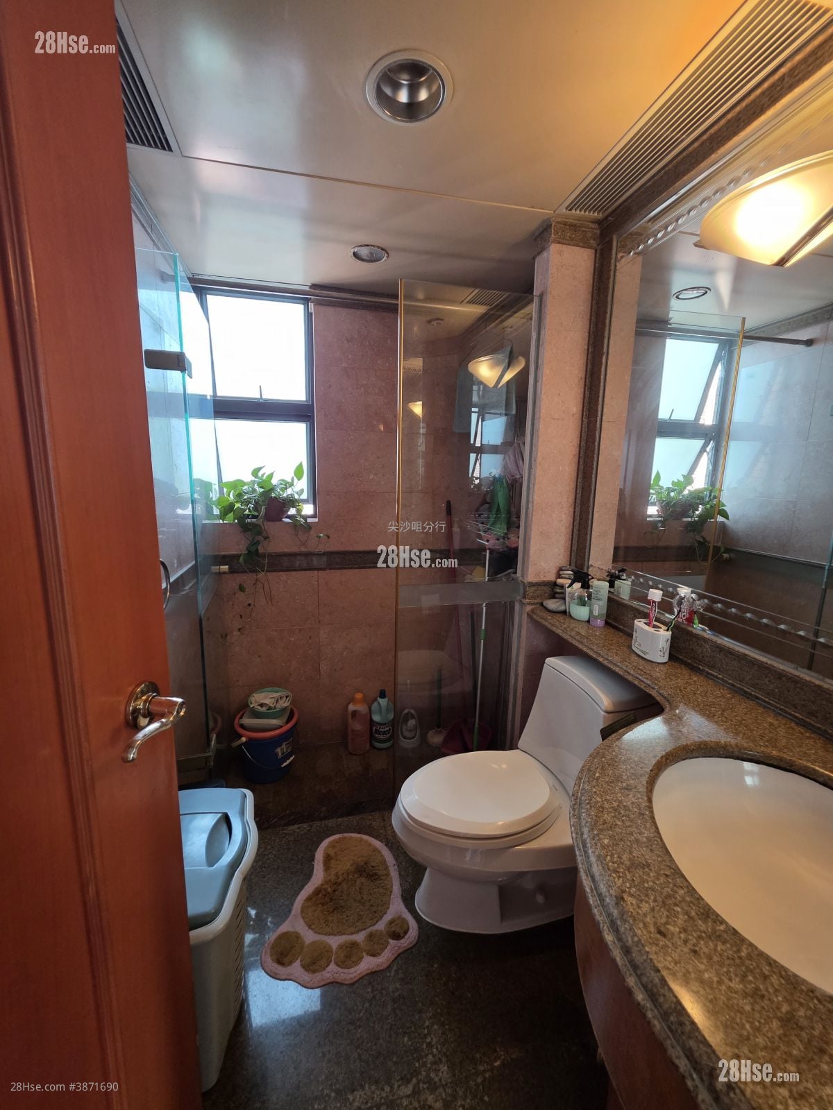 Villa Esplanada Sell 4 Bedrooms , 2 Bathrooms 826 ft²