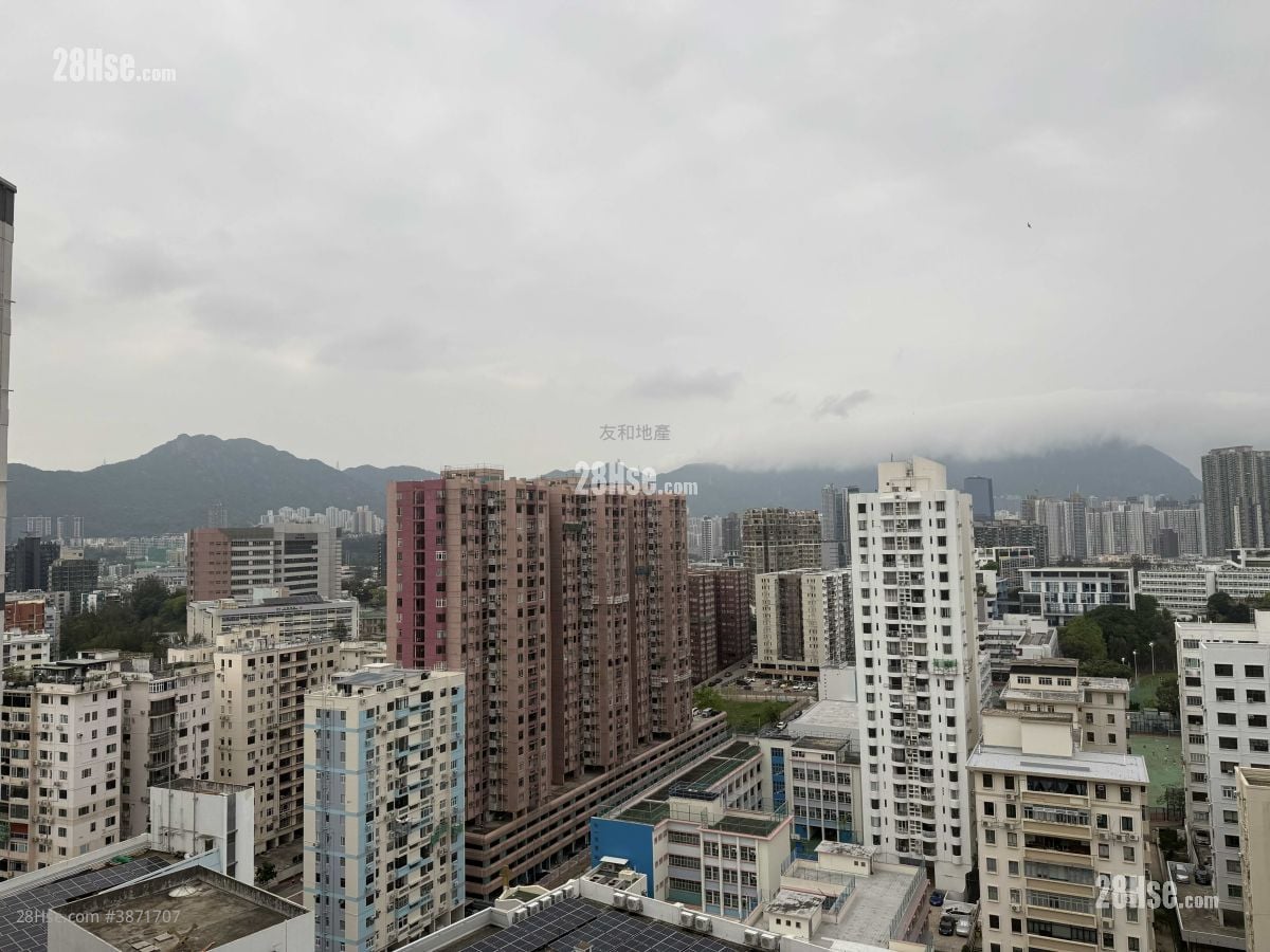 公主台 售盘 3 房 , 3 浴室 1,073 平方尺