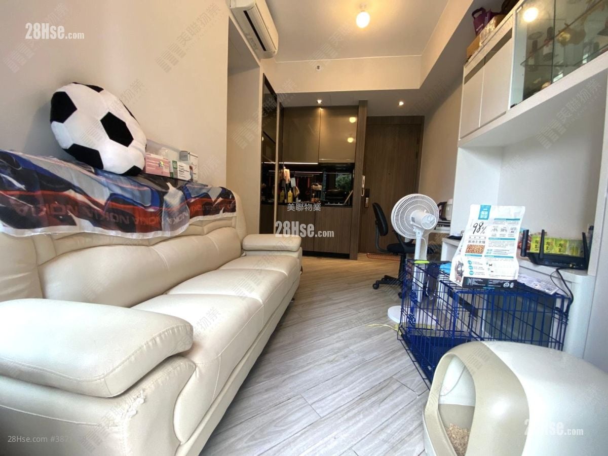 Sereno Verde Sell 2 Bedrooms , 1 Bathroom 379 ft²