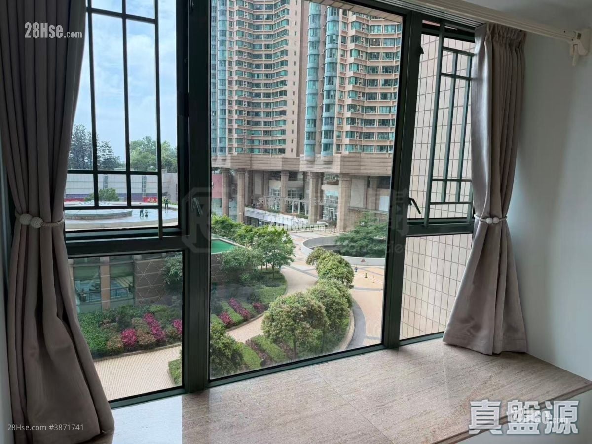 Park Avenue Sell 3 Bedrooms , 2 Bathrooms 737 ft²