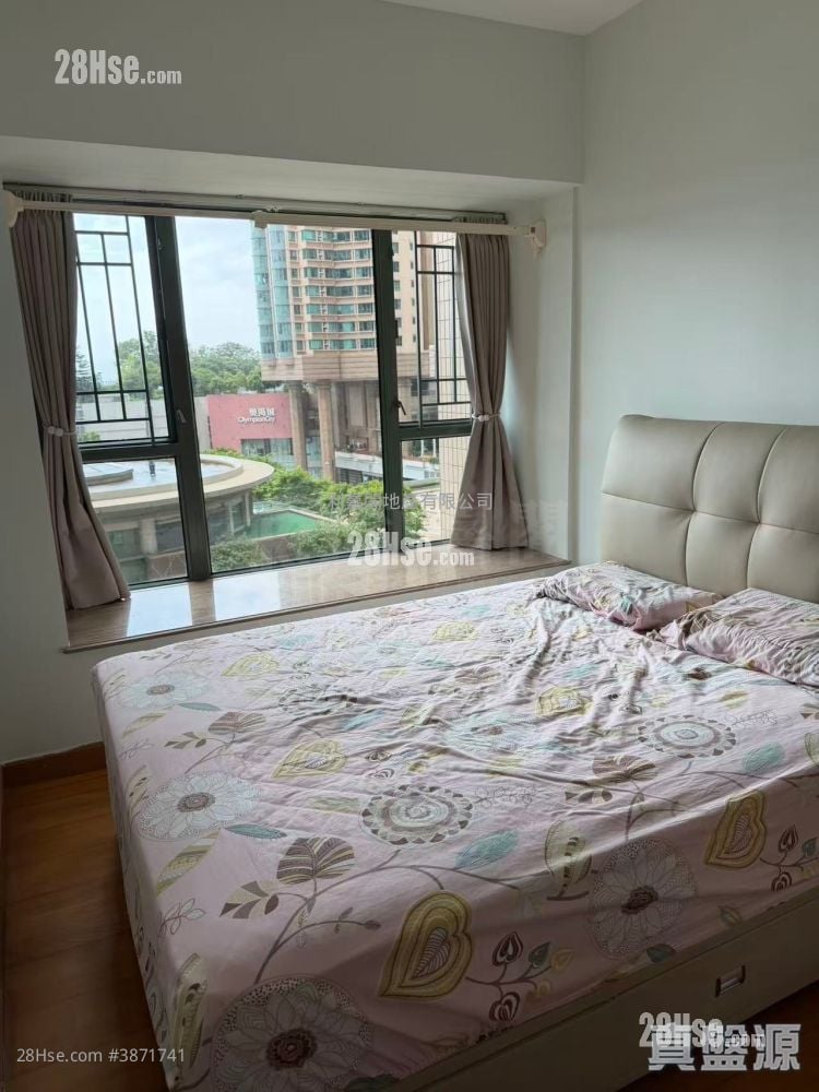 Park Avenue Sell 3 Bedrooms , 2 Bathrooms 737 ft²