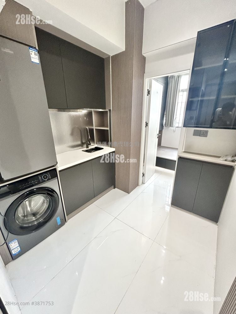 Pei Ho Street Rental 1 Bedroom , 1 Bathroom 130 ft²