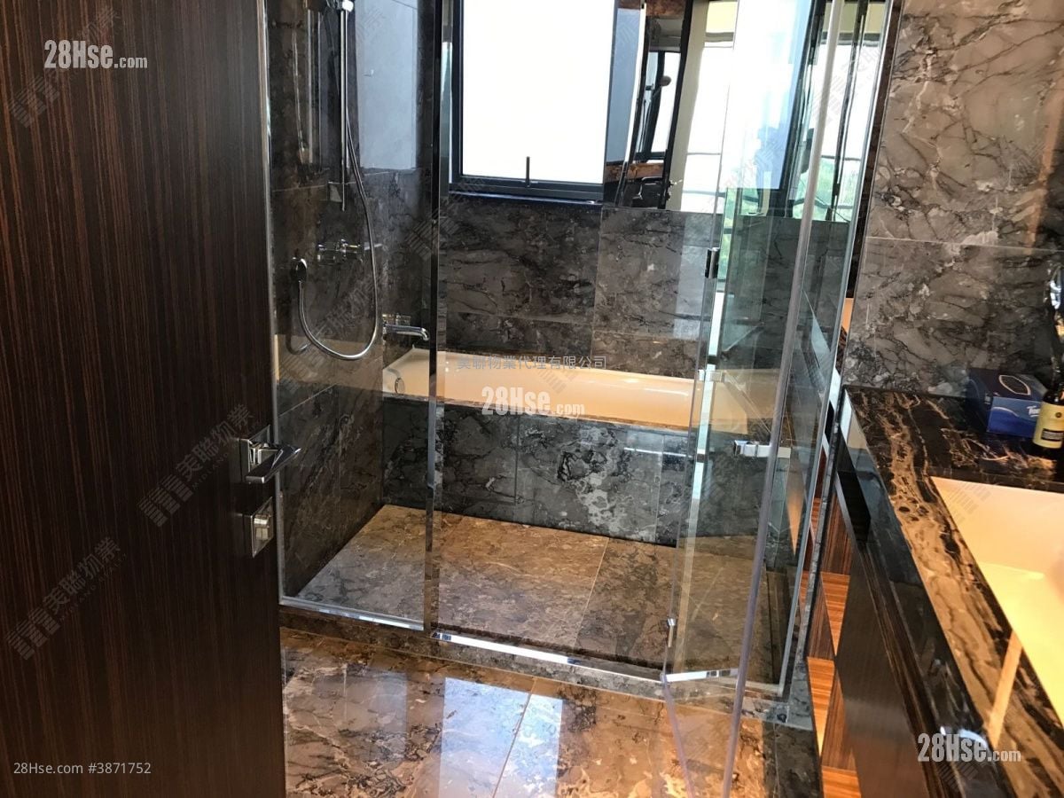 Double Cove Sell 4 Bedrooms , 3 Bathrooms 1,632 ft²