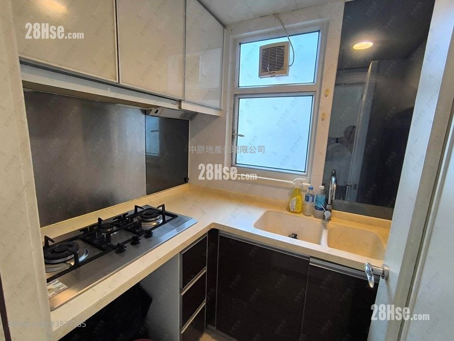 Central Park Towers Rental 2 Bedrooms , 1 Bathroom 510 ft²