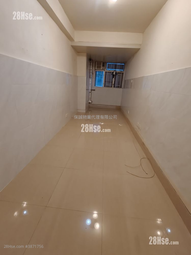 Howard Factory Building Rental 180 ft²
