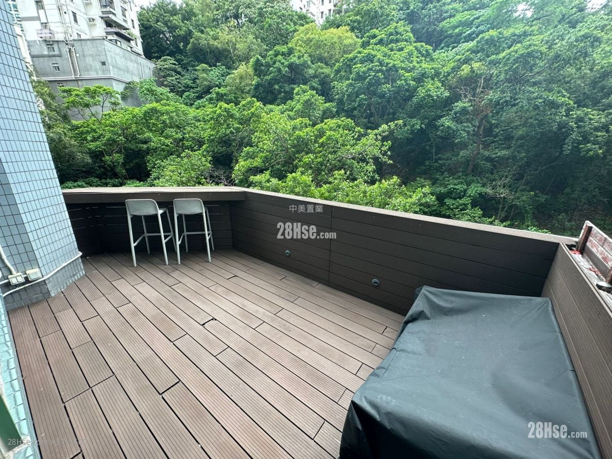 Y.i. Sell 3 Bedrooms , 2 Bathrooms 825 ft²