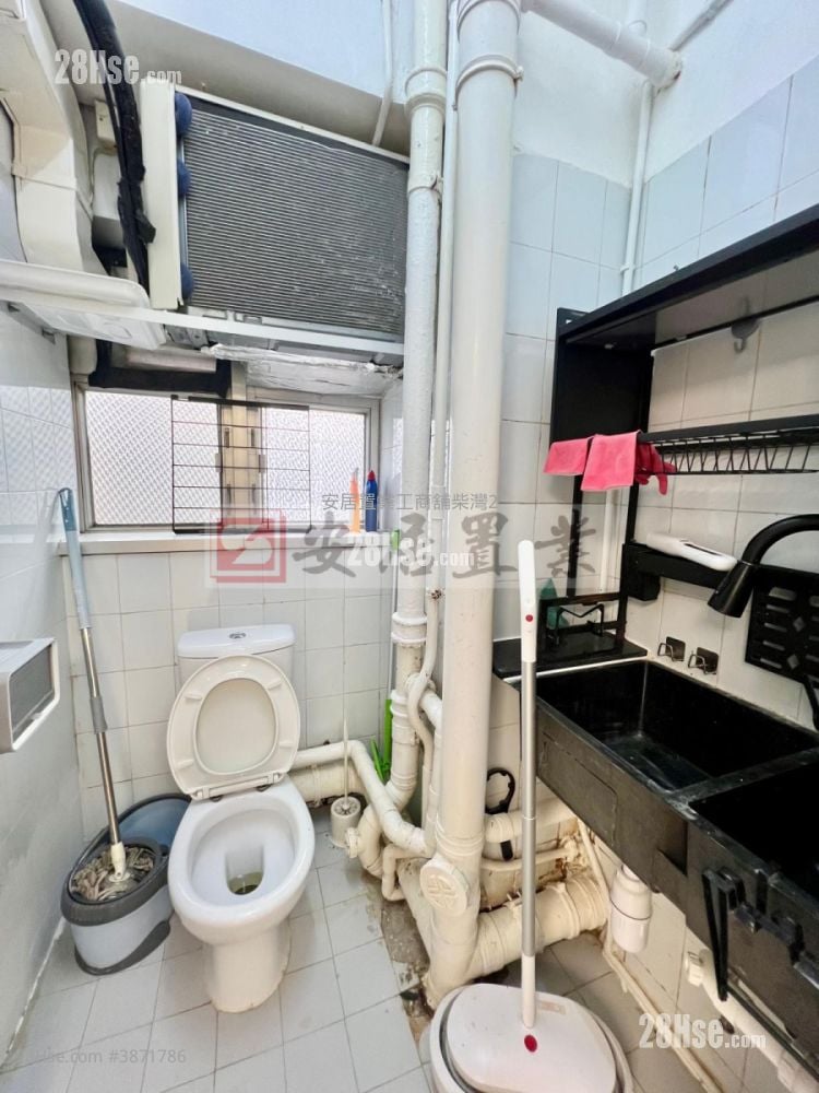Eight Commercial Tower Rental