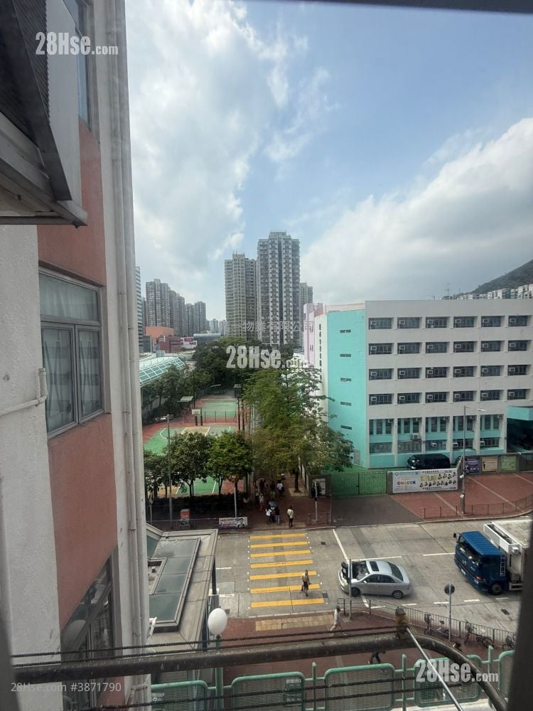 屯门花园 租盘 316 平方尺