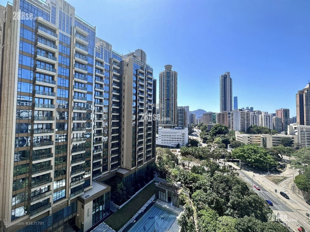 Grand Homm Sell 1,244 ft²