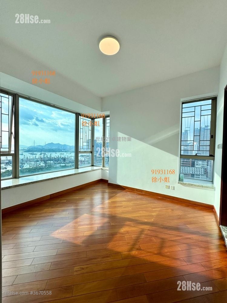 The Coronation Rental 4 Bedrooms , 2 Bathrooms 1,139 ft²