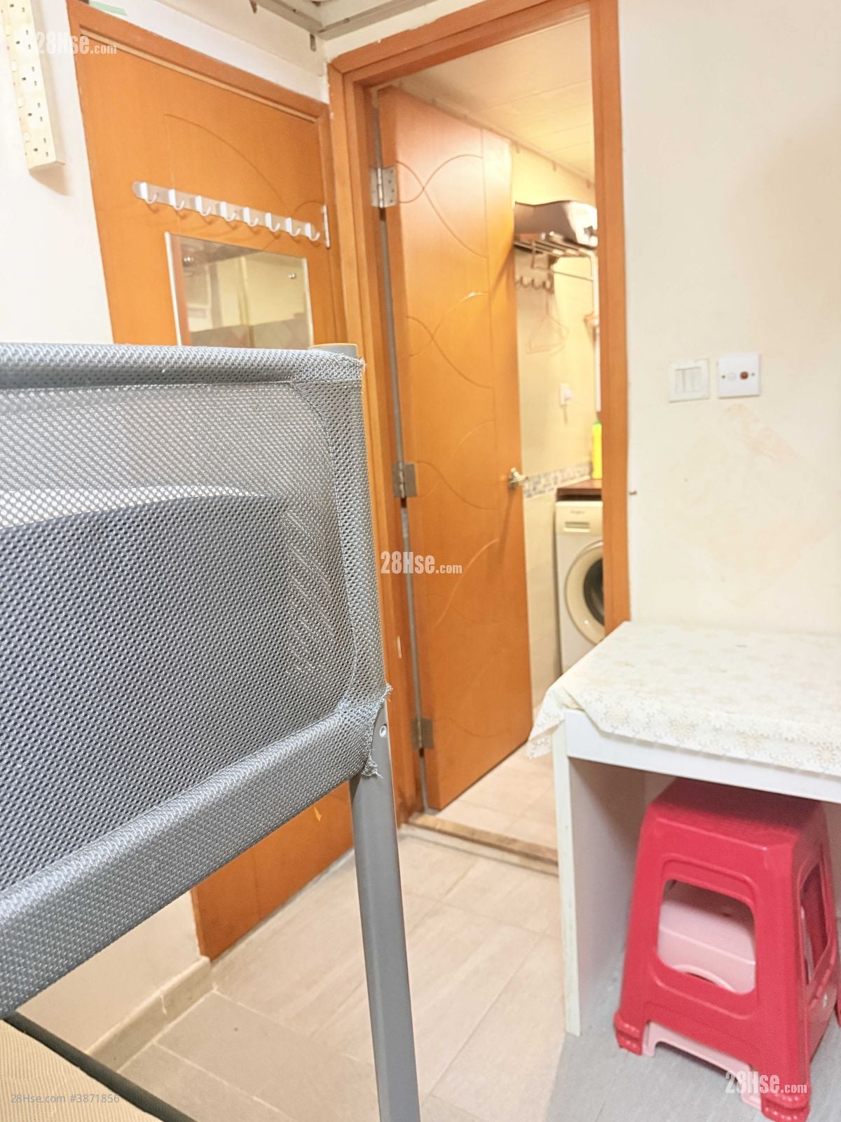 Hing Bank Building Rental 1 Bedroom , 1 Bathroom 120 ft²