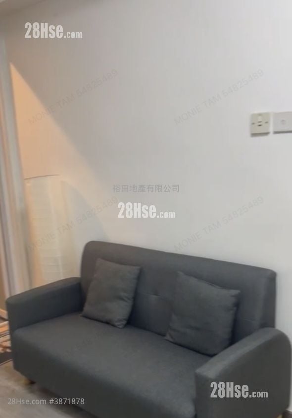 Jadeview Court Rental 2 Bedrooms , 1 Bathroom 325 ft²