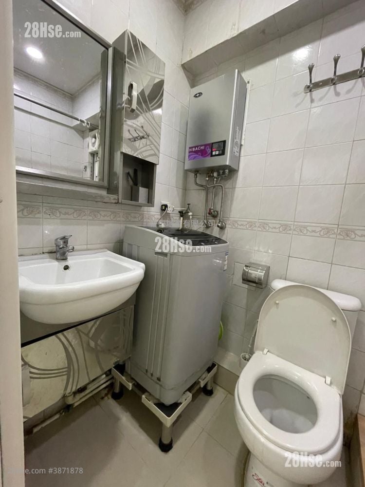 Jadeview Court Rental 2 Bedrooms , 1 Bathroom 325 ft²