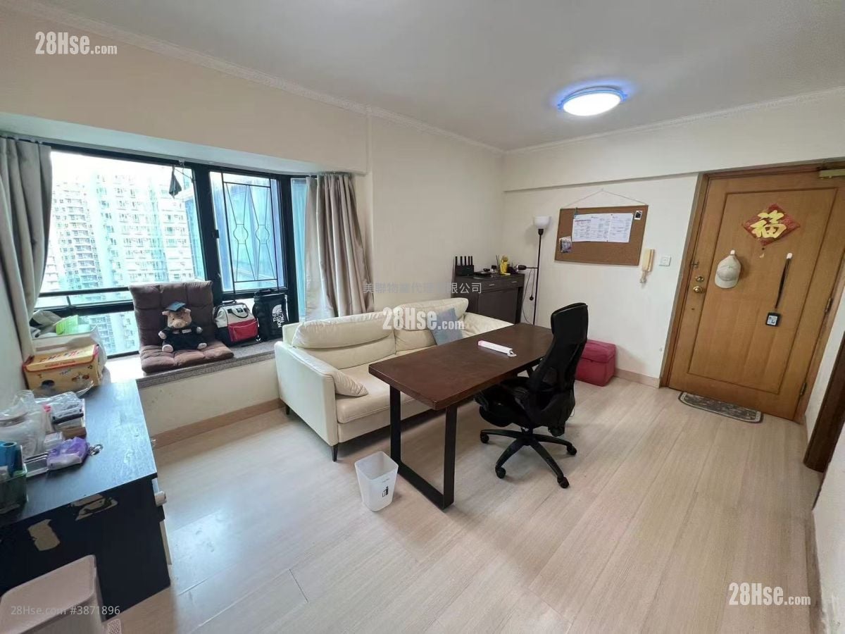 Metro City Rental 2 Bedrooms , 1 Bathroom 406 ft²