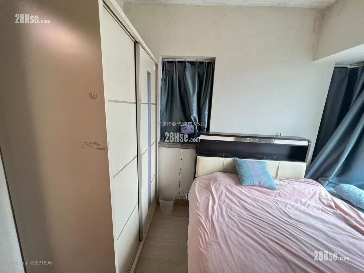 Metro City Rental 2 Bedrooms , 1 Bathroom 406 ft²