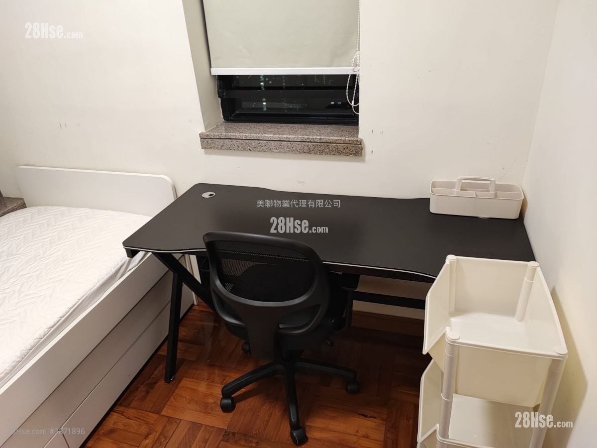 Metro City Rental 2 Bedrooms , 1 Bathroom 406 ft²