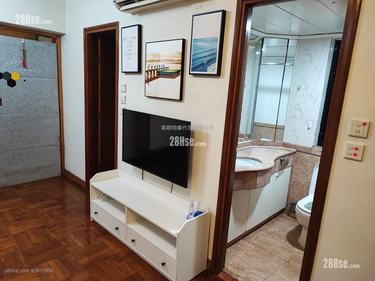 Metro City Rental 2 Bedrooms , 1 Bathroom 406 ft²